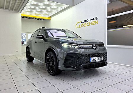 VW Tiguan Volkswagen 4Motion R-Line BlackStyle Pano Standhzg.
