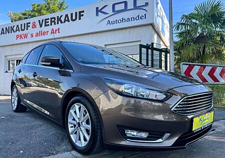Ford Focus Lim. Titanium / 1. Hand