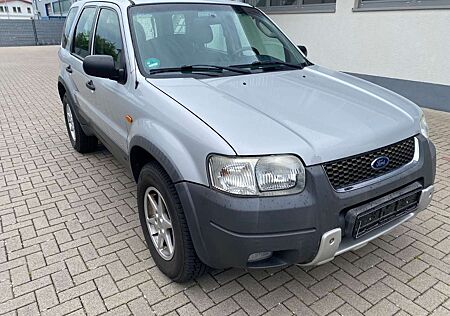 Ford Maverick V6 Limited. Klima, Leder.