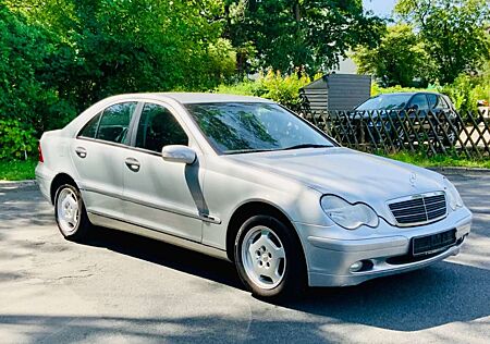 Mercedes-Benz C 200 CDI*TÜV NEU*ALLWETTER*6GANG*