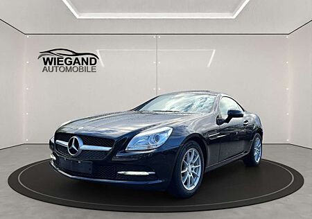 Mercedes-Benz SLK 200 (BlueEFFICIENCY)+LEDER+KLIMA+PDC+RADIO+