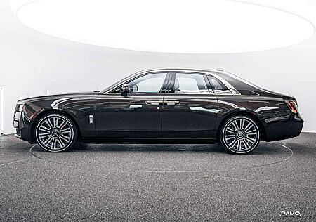 Rolls-Royce Ghost Rolls-Royce Ghost |