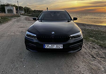 BMW 520d 520 xDrive Touring Aut.Sport Line