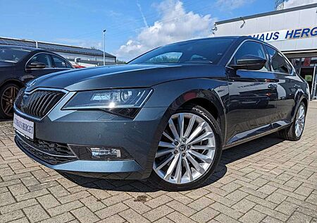 Skoda Superb 2.0 TSI 4x4 DSG L&K 2.Hand/ACC/19.Zoll/Navi/Lane/S