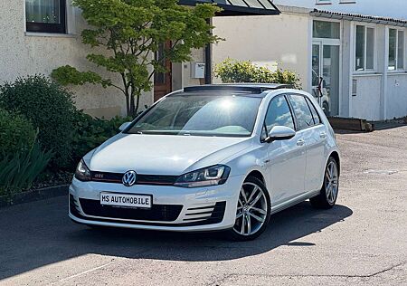 VW Golf Volkswagen VII Lim. GTI Performance BMT *DCC*PANORAMA*