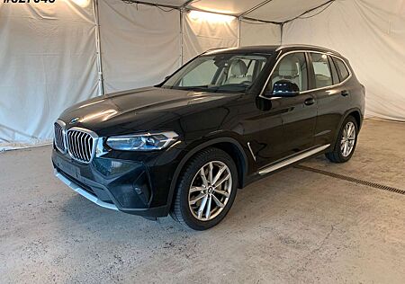 BMW X3 30d xDr LASER/HEAD-UP/LEDER/19"