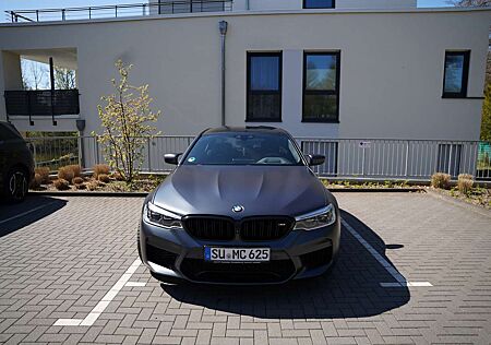 BMW M5 Basis