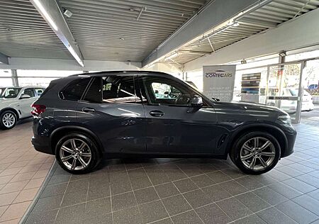 BMW X5 xDrive 45e AHK+HaKa+ACC+HuD+4Z+Pano+Park+LED