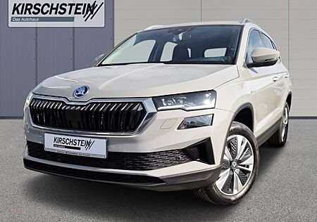 Skoda Karoq Style 1.5 TSI ACT AHK Standheizung Kamera el.Klapp