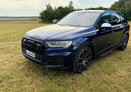 Audi SQ7 TFSI quattro tiptronic