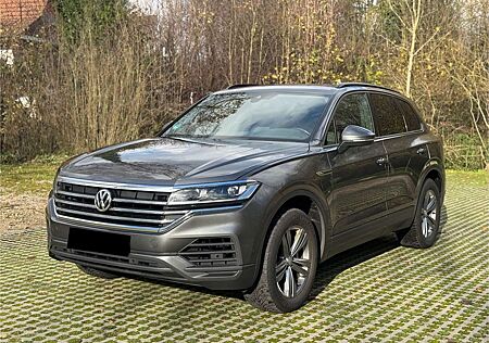 VW Touareg Volkswagen 3.0 V6 TDI StandHeizung