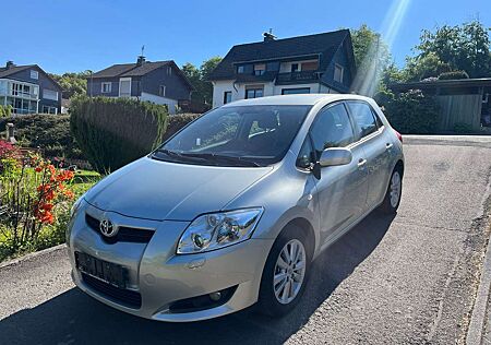 Toyota Auris Executive 4/5 TÜRER KEYLESS 77TKM