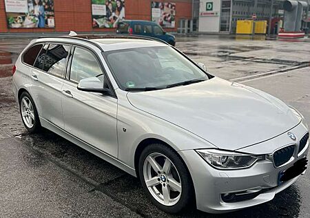 BMW 320d 320 Touring Aut. Modern Line / Pano - SHZ