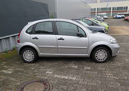 Citroën C3 Citroen 1.4 Confort Tüv,11/2026,org 64Tkm, sehr gepfl.