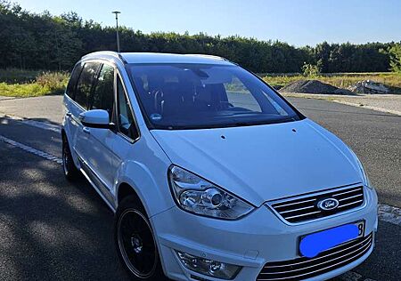 Ford Galaxy Titanium