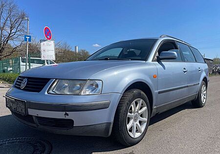 VW Passat Variant Volkswagen 1.8 Highline Variant