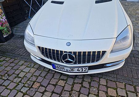 Mercedes-Benz SLK 200 gebraucht kaufen Mercedes-Benz SLK 200 (Blue EFFICIENCY) 7G-TRONIC