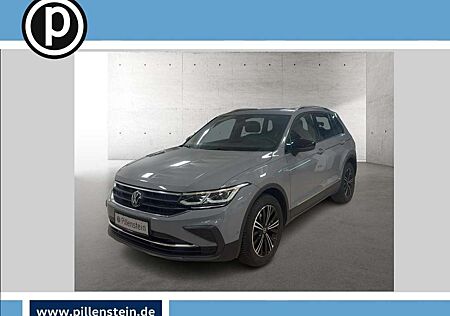 VW Tiguan Volkswagen ACTIVE 2.0 TDI PANO "AREA-VIEW AHK HUD.