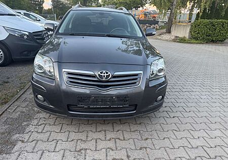 Toyota Avensis Combi 1.8 VVT-i Combi Executive