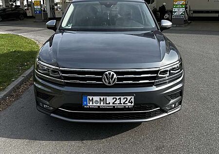 VW Tiguan Allspace Volkswagen Highline 4Motion