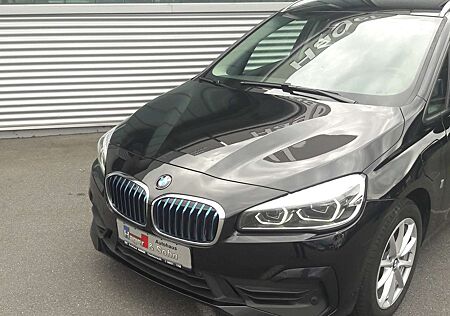 BMW 225 xe Advantage