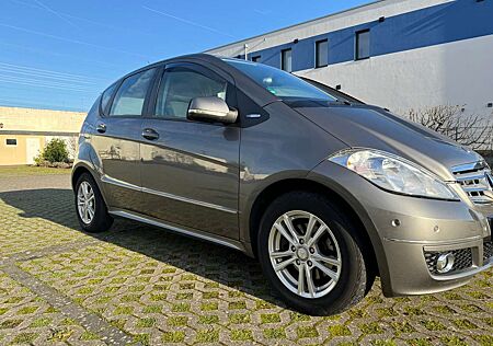 Mercedes-Benz A 180 A+180+BlueEFFICIENCY+Elegance