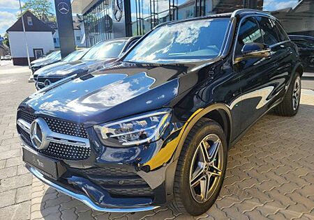 Mercedes-Benz GLC 300 de 4MATIC AMG Fußmatten/AMG Styling/PAN