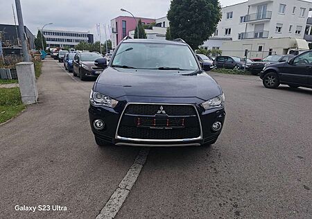 Mitsubishi Outlander 2.2 DI-D 4WD TC-SST XTRA Neu TÜV Bis 10 .2026