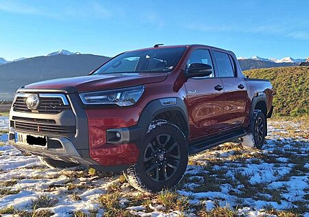 Toyota Hilux Invincible