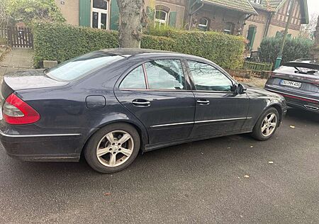 Mercedes-Benz E 220 CDI Automatik Elegance