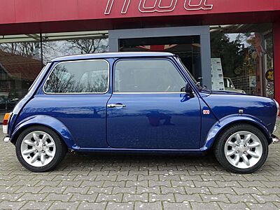 MINI Cooper Blue Star
