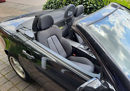 Mercedes-Benz SLK 200