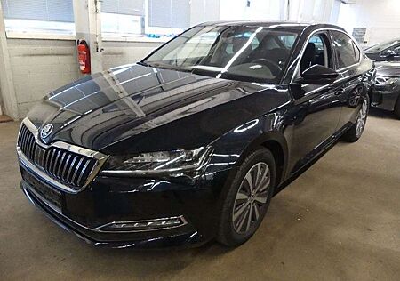 Skoda Superb Lim. Style2.0TSI DSG Matrix AHK Navi