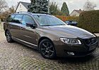 Volvo V70 D4 Black Edition *Neuer TÜV*