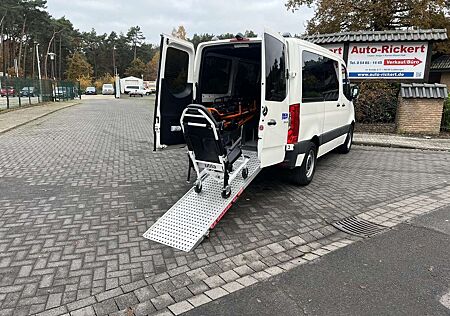 Mercedes-Benz Sprinter 215 CDI L1H1 MBUX, LED, KTW, Trage+ Tragestuhl, Ro