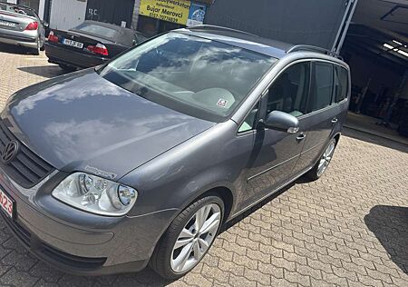 VW Touran Volkswagen 1.9 TDI Conceptline
