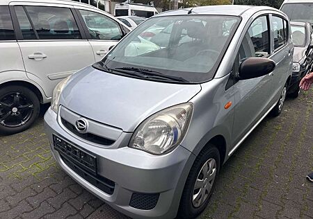 Daihatsu Cuore Top