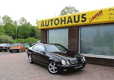 Mercedes-Benz CLK 320 Avantgarde, Vollleder, abn. AHK, 1.Hand!