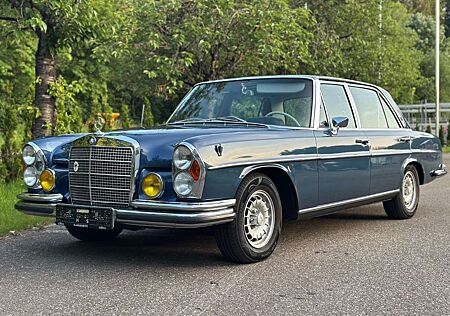 Mercedes-Benz 300 SEL 3.5 /KLIMA/4x El.Fensterheber/Luftfahrwe