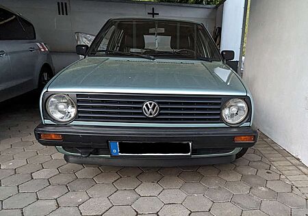 VW Golf Volkswagen 2 CL Oldtimer