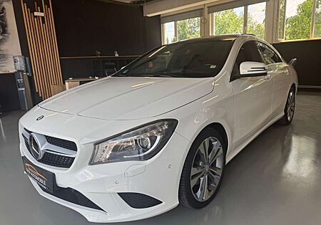 Mercedes-Benz CLA 180 PANORAMA STANDHEIZUNG LEDER SPORT