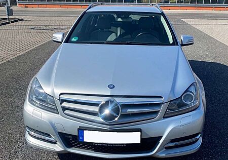 Mercedes-Benz C 300 T CDI DPF 4Matic (BlueEFFICIENCY) 7G-TRONIC