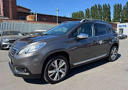 Peugeot 2008 Allure*NAVI*TEMP*PDC*TLEDER*KLIMA*PANO