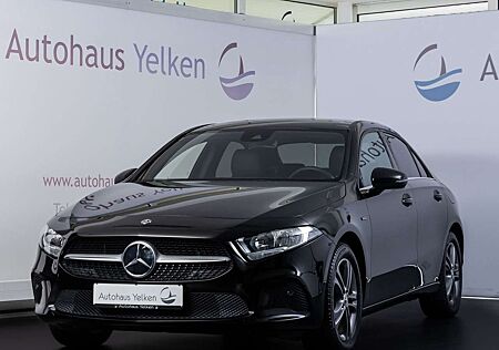Mercedes-Benz A 250 e Style *TEMP*NAVI*DAB*SPURASSIST
