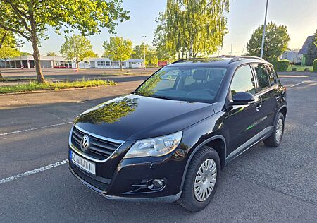 VW Tiguan Volkswagen 2.0 TDI DPF 4Motion Sport