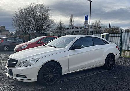 Mercedes-Benz E 350 CDI DPF Coupe BlueEFFICIENCY 7G-TRONIC Avantgarde