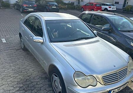 Mercedes-Benz C 180 Classic