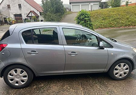 Opel Corsa 1.4 16V Automatik Edition