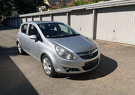 Opel Corsa 1.2 16V Easytronic Edition