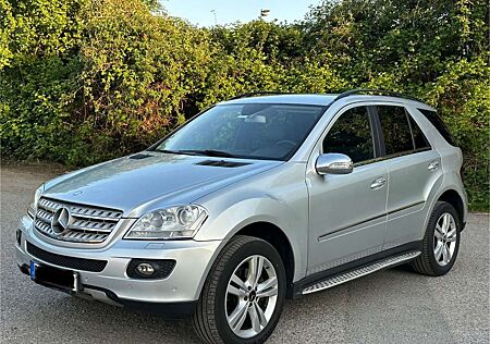 Mercedes-Benz ML 280 CDI Autom. Navi Sport AHK